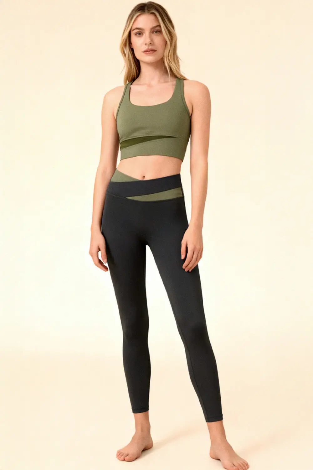 FlexForm™ Yoga Set Green Avena Activewear