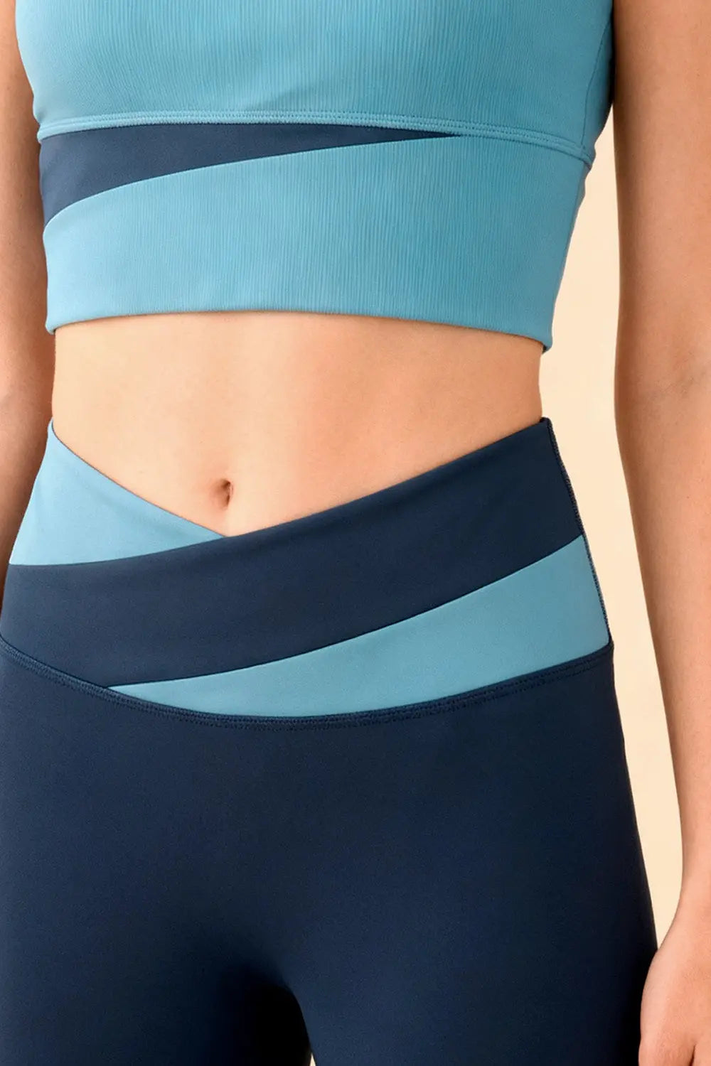 FlexForm™ Yoga Set Blue Avena Activewear