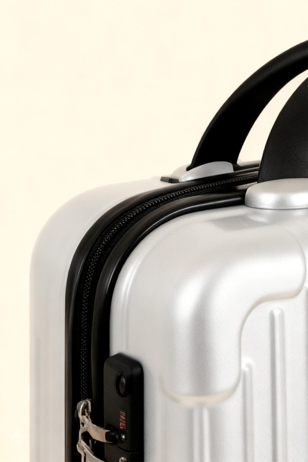 Voyage Elite™ 2-Piece Hardshell Luggage Set 20” + 14” Silver